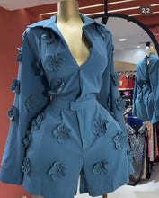 Load image into Gallery viewer, Floral romper
