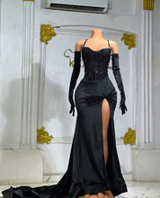 Load image into Gallery viewer, Jainice Gown
