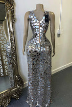 Load image into Gallery viewer, Dime piece Gown ((PRE ORDER)
