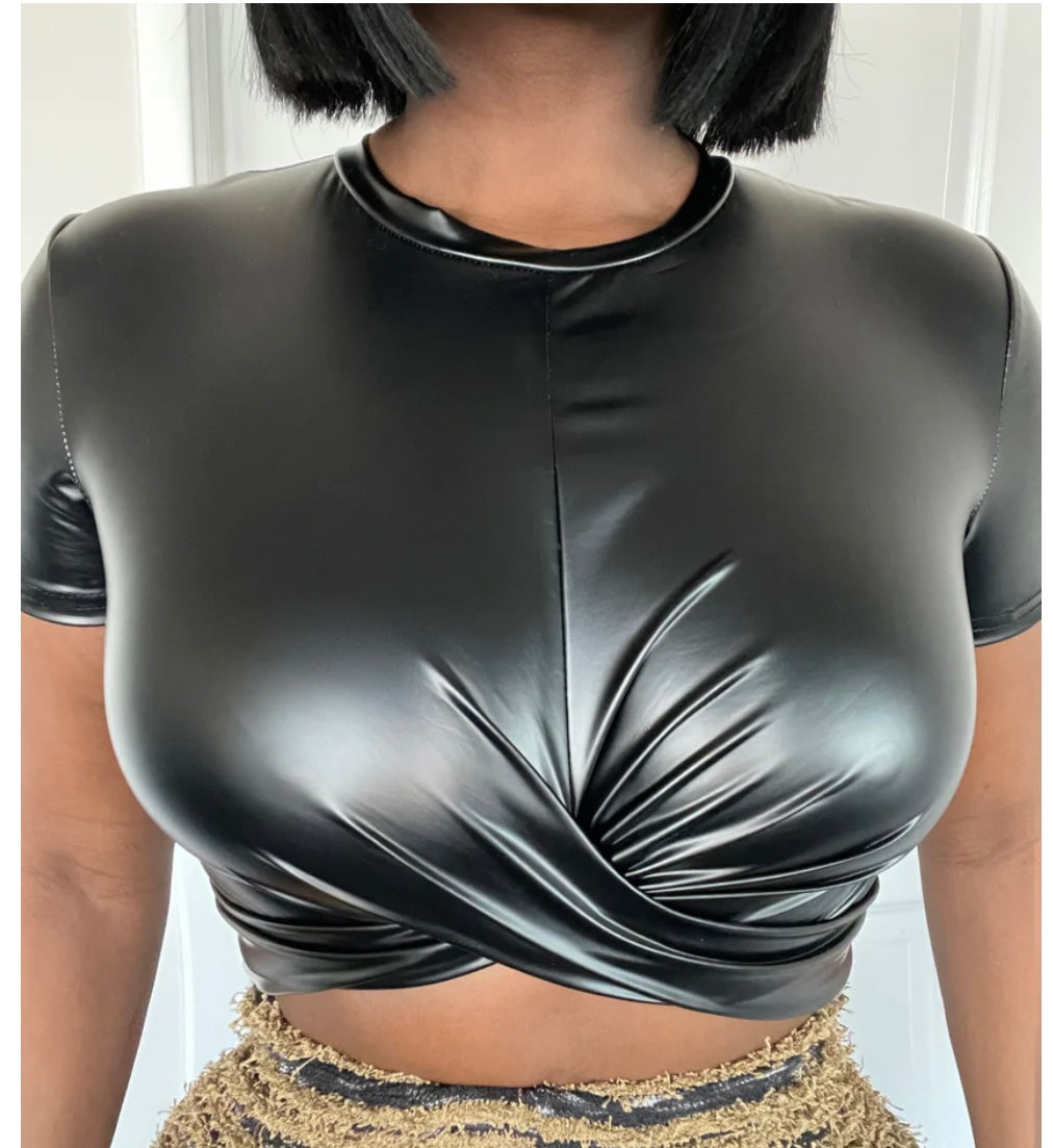 Groove leather top